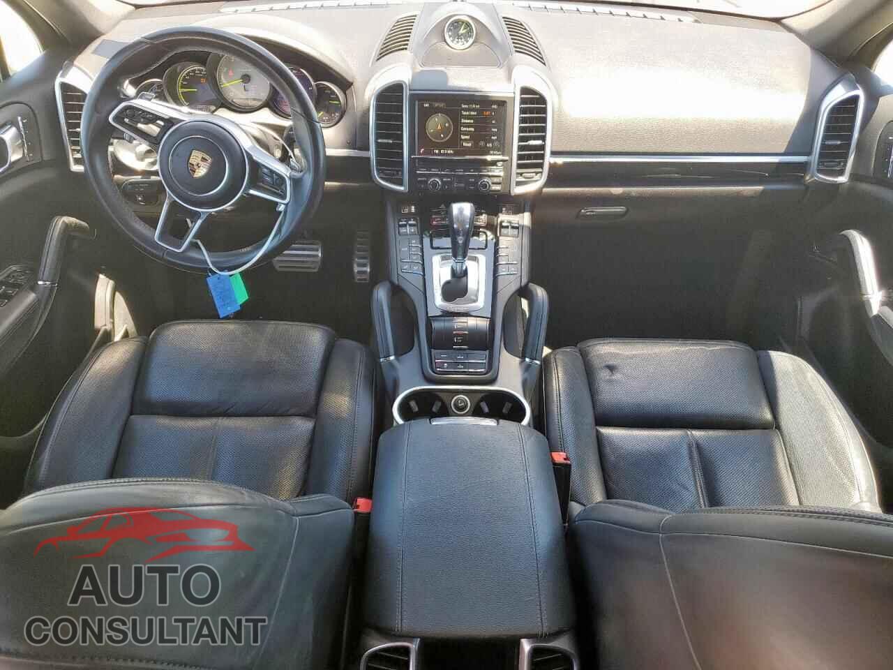PORSCHE CAYENNE 2016 - WP1AE2A24GLA64275