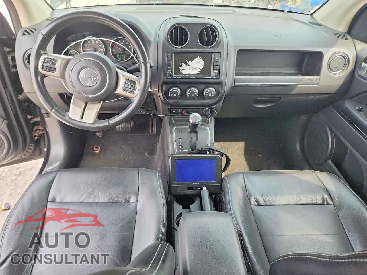 JEEP COMPASS 2011 - 1J4NF5FB4BD174279