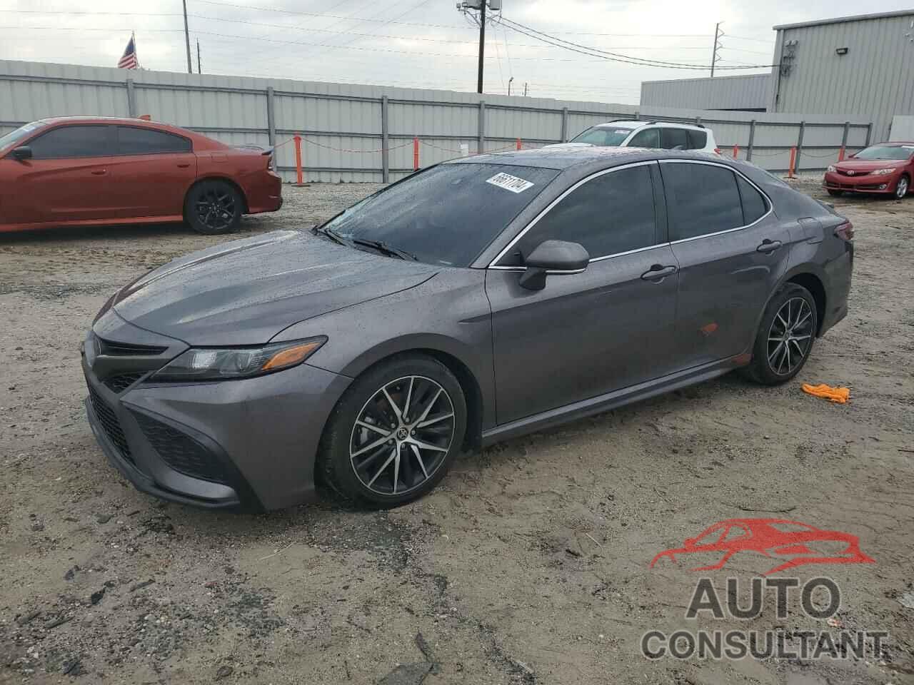 TOYOTA CAMRY 2022 - 4T1G11AK9NU029946