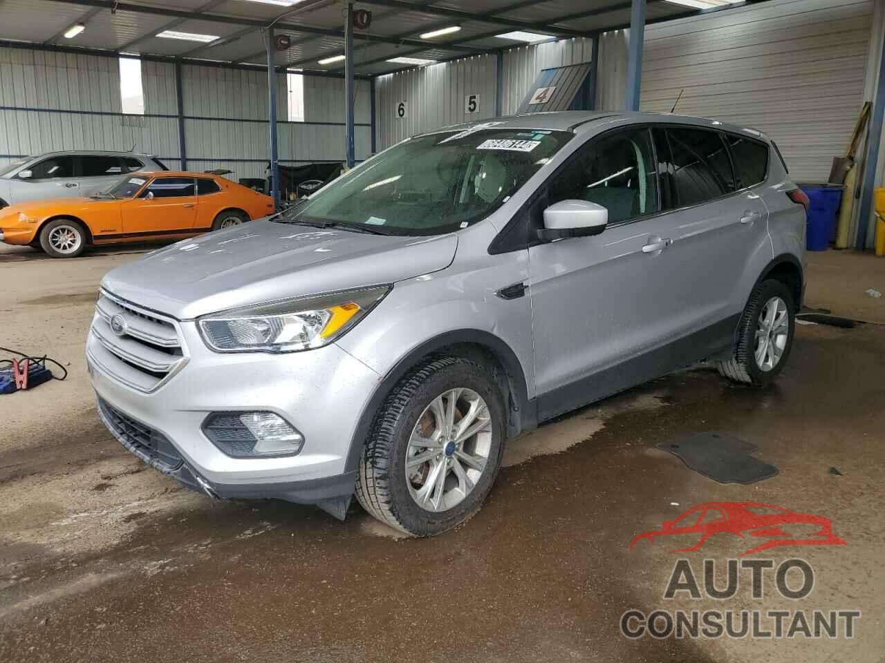 FORD ESCAPE 2019 - 1FMCU9GD5KUB55245