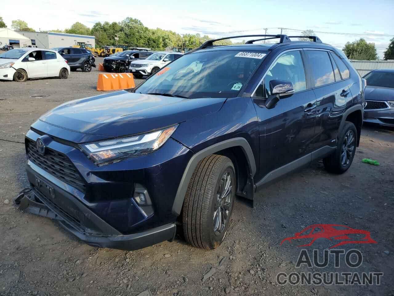 TOYOTA RAV4 2023 - 2T3B6RFV5PW044001