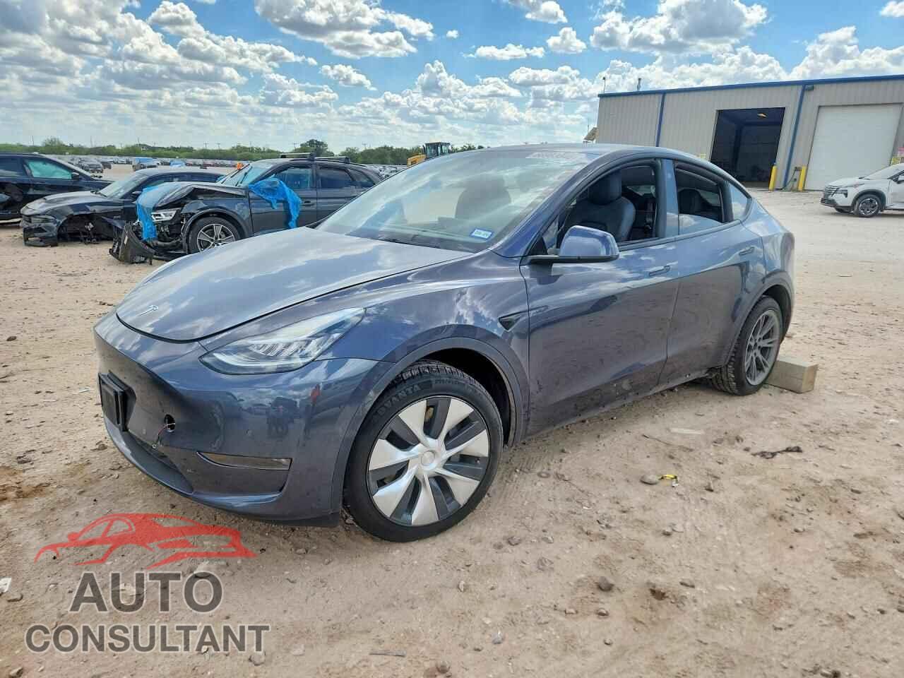 TESLA MODEL Y 2022 - 7SAYGAEE4NF398740
