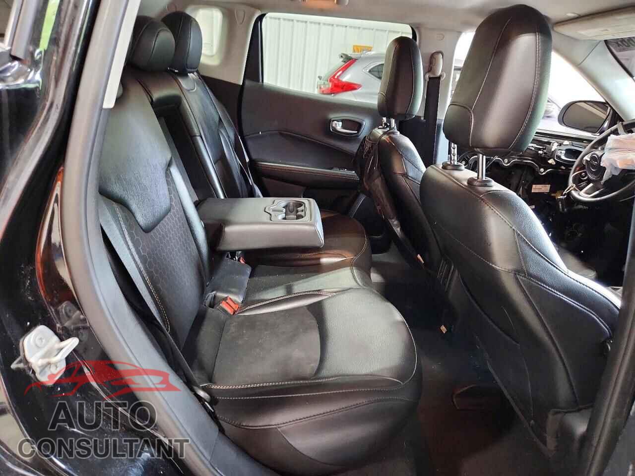 JEEP COMPASS 2020 - 3C4NJDBB4LT239695