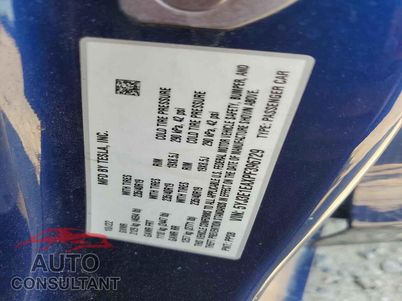 TESLA MODEL 3 2023 - 5YJ3E1EAXPF396729