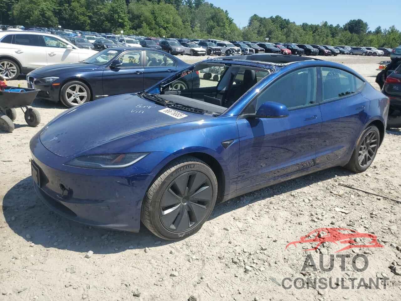 TESLA MODEL 3 2025 - 5YJ3E1EA0SF922486