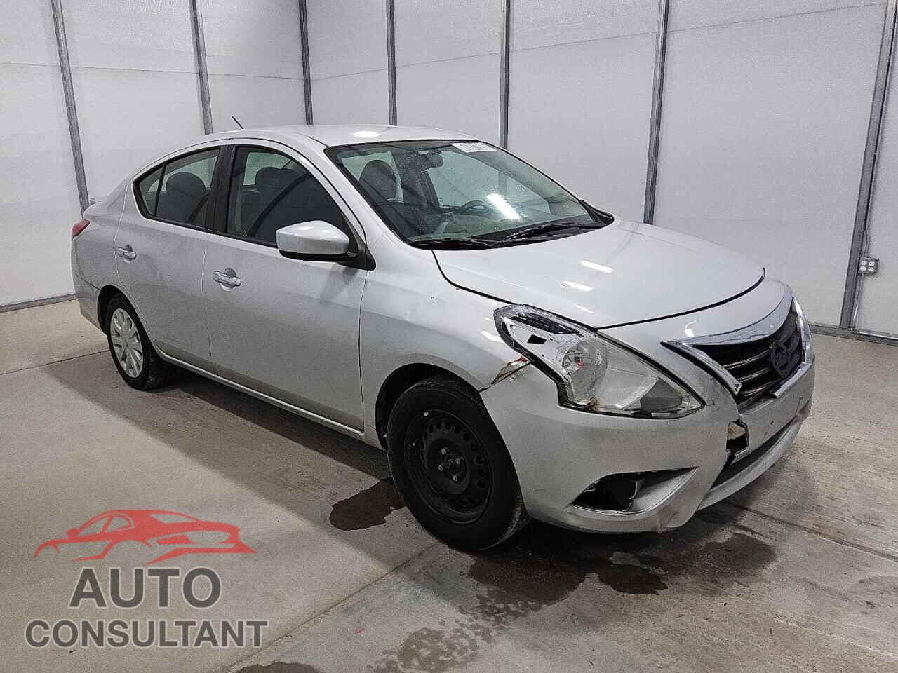 NISSAN VERSA 2019 - 3N1CN7AP3KL821654
