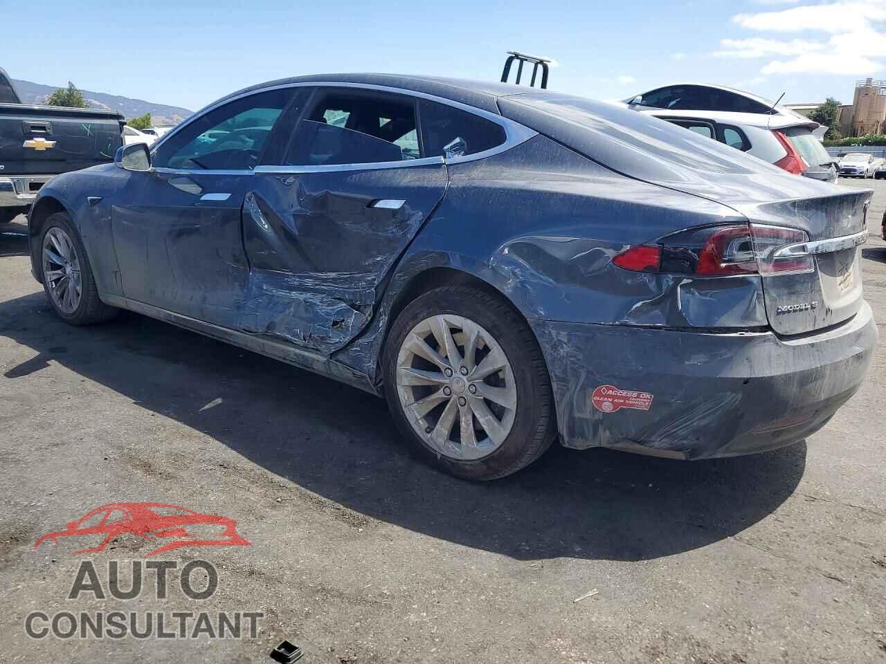 TESLA MODEL S 2017 - 5YJSA1E27HF213742