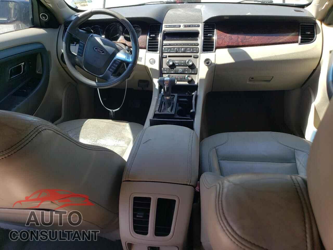 FORD TAURUS 2010 - 1FAHP2EW3AG145653