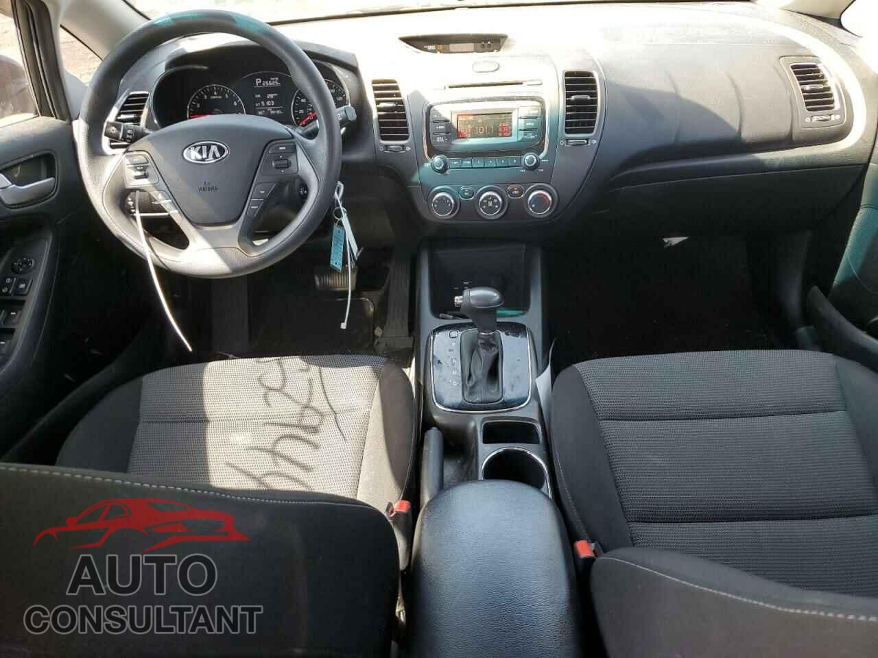 KIA FORTE 2017 - 3KPFK4A77HE023267