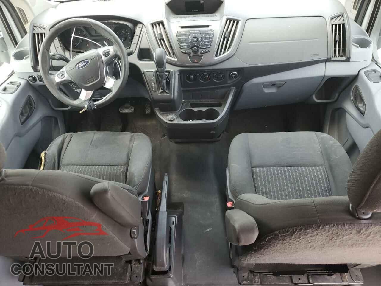 FORD TRANSIT 2019 - 1FTYR2CM2KKB07965