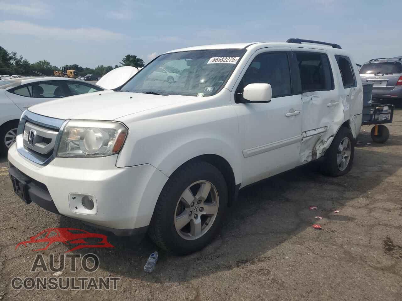 HONDA PILOT 2011 - 5FNYF4H43BB048175