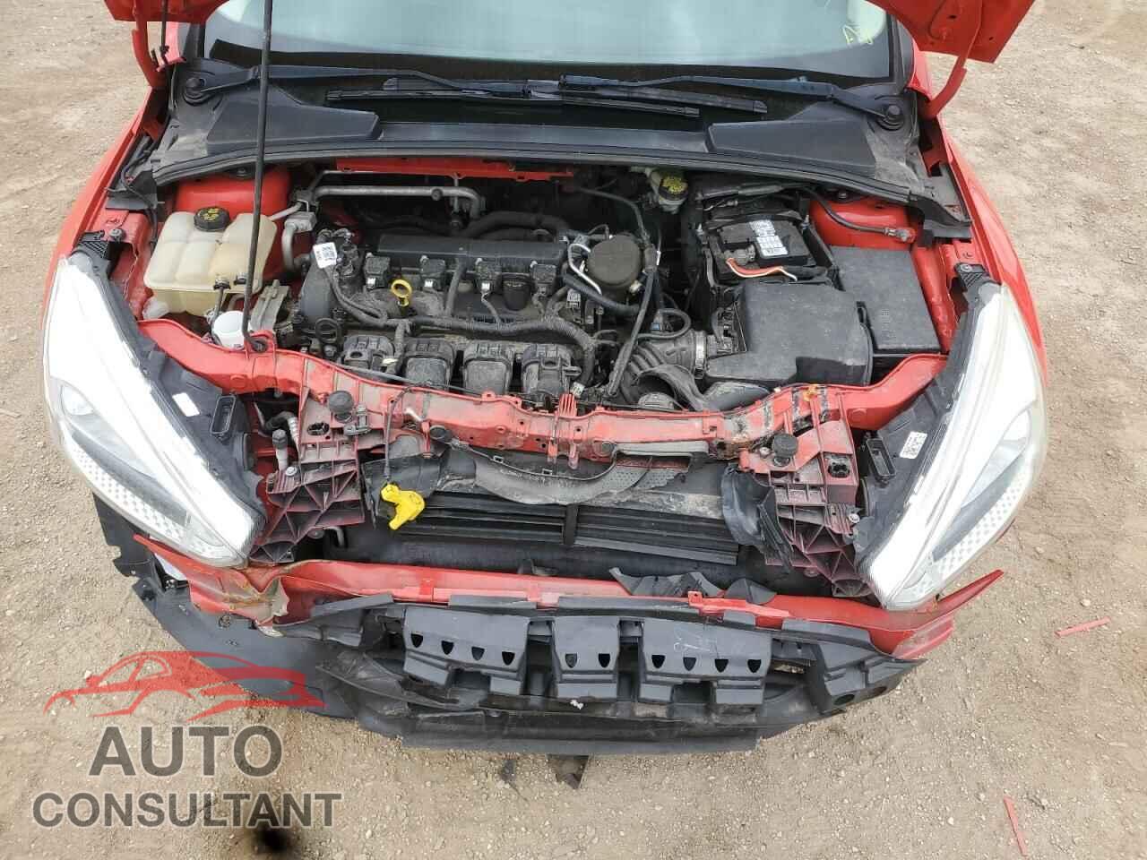 FORD FOCUS 2015 - 1FADP3F29FL243830