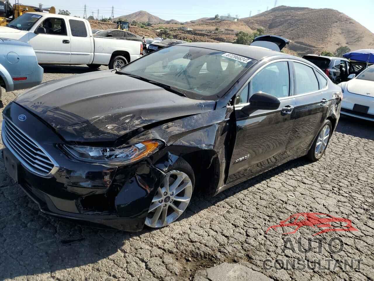 FORD FUSION 2019 - 3FA6P0LU1KR140118