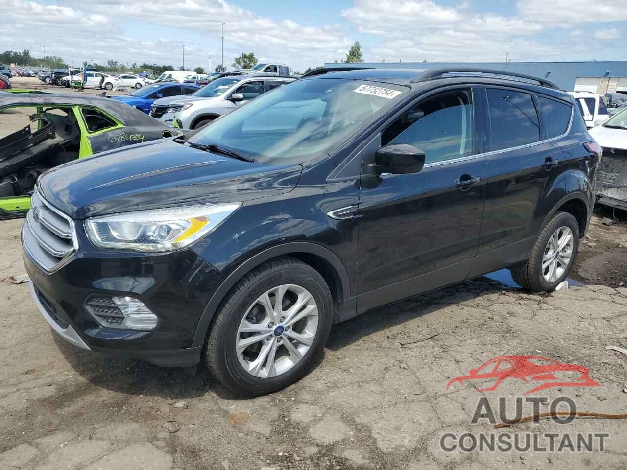 FORD ESCAPE 2017 - 1FMCU0GD5HUC47380