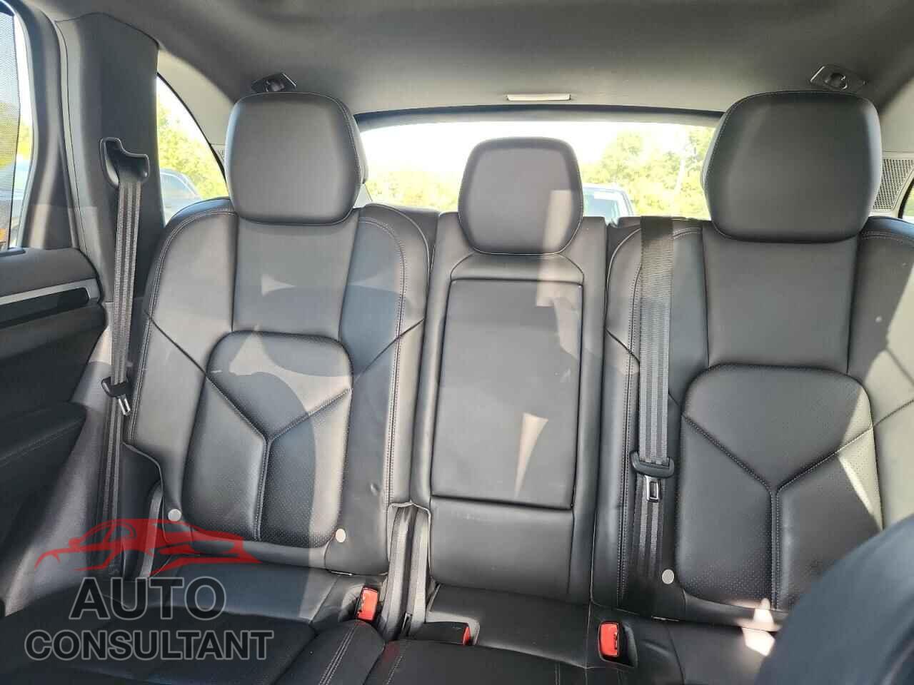 PORSCHE CAYENNE 2014 - WP1AF2A2XELA33123