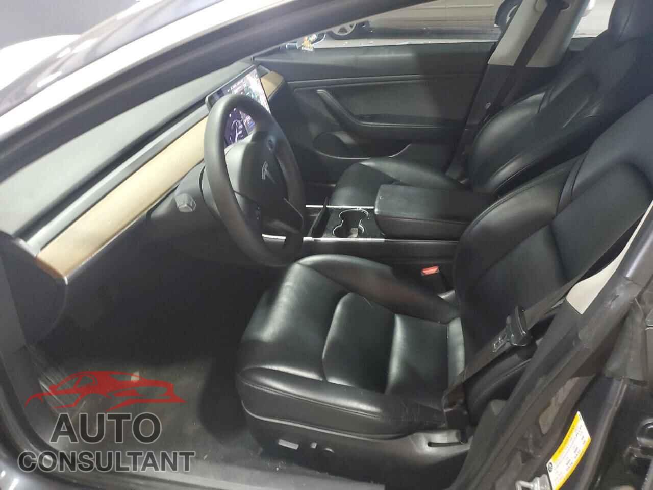 TESLA MODEL 3 2019 - 5YJ3E1EA9KF435397
