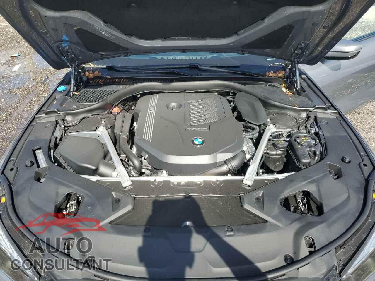 BMW 8 SERIES 2025 - WBADZ4C06SCS40050