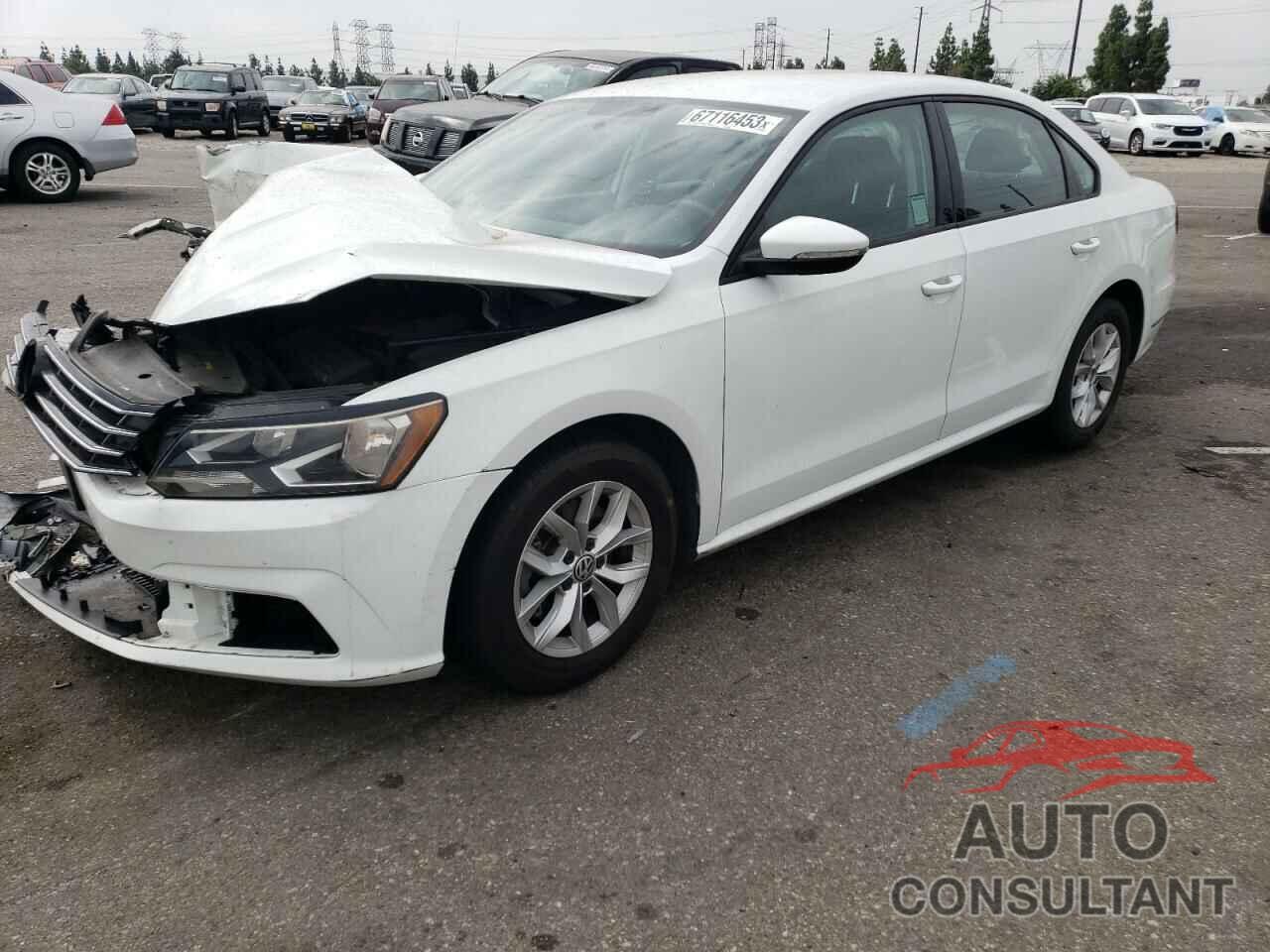 VOLKSWAGEN PASSAT 2018 - 1VWAA7A31JC030558