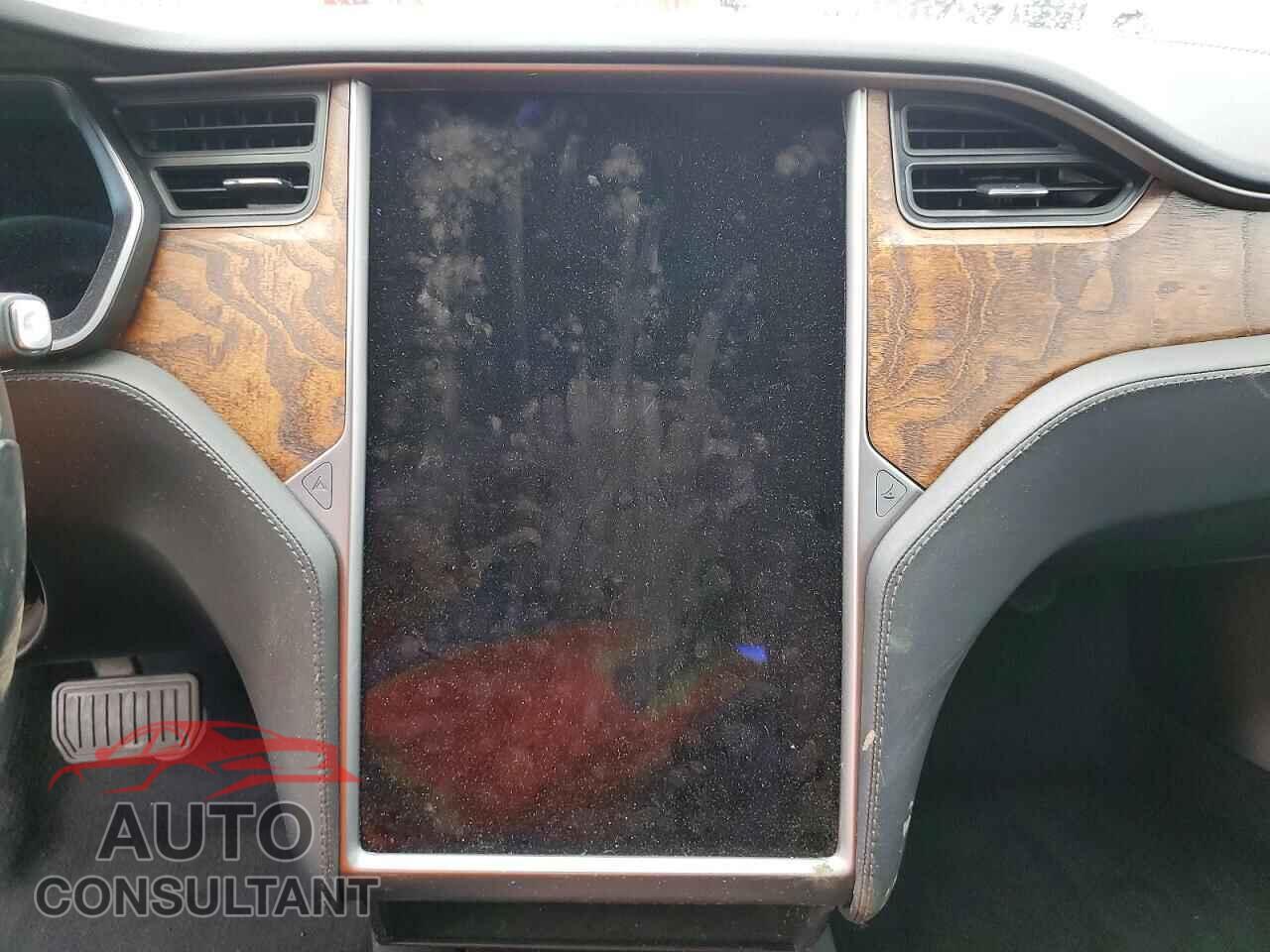 TESLA MODEL S 2021 - 5YJSA1E2XMF423715