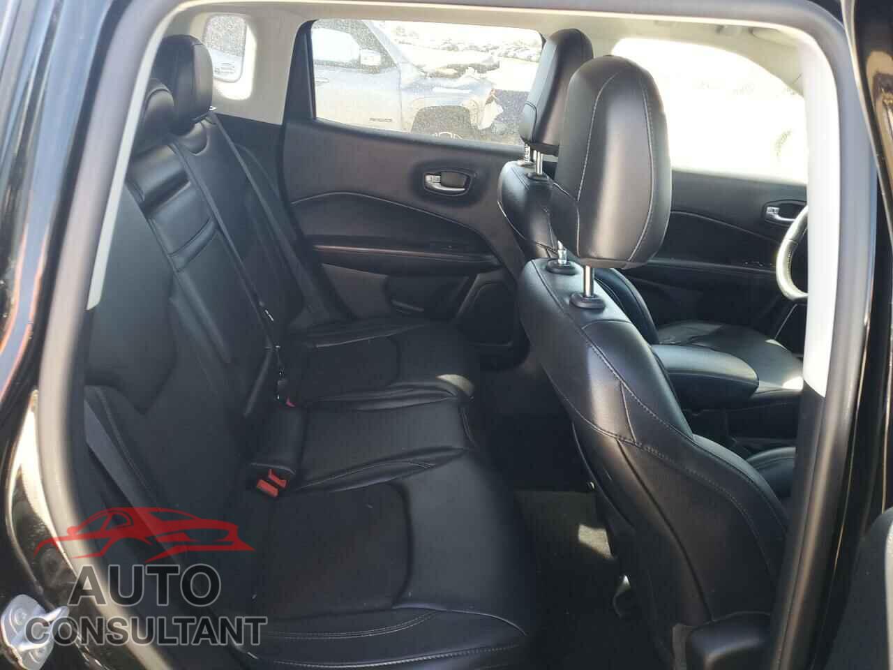 JEEP COMPASS 2017 - 3C4NJCBBXHT658510