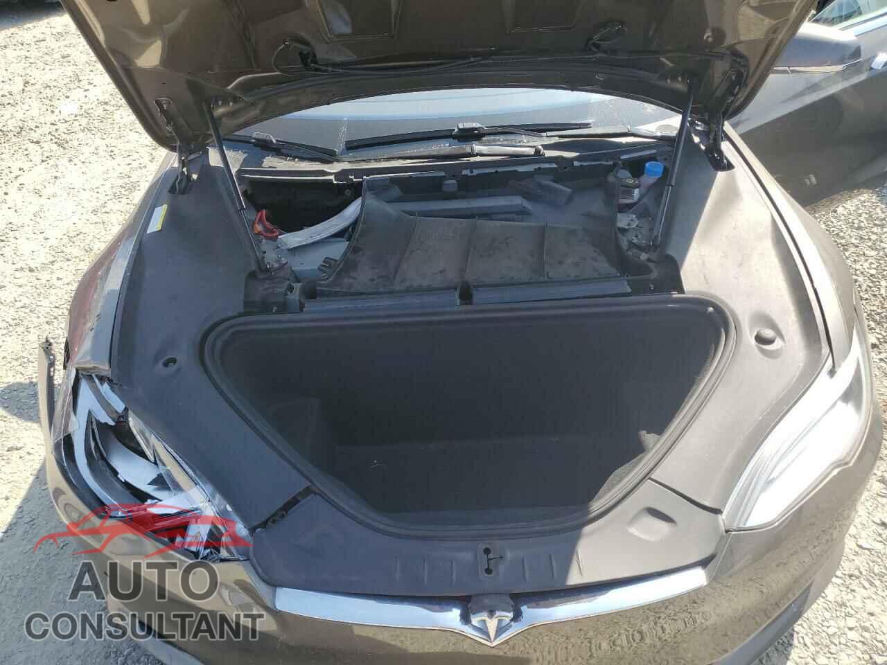 TESLA MODEL S 2016 - 5YJSA1E26GF141785