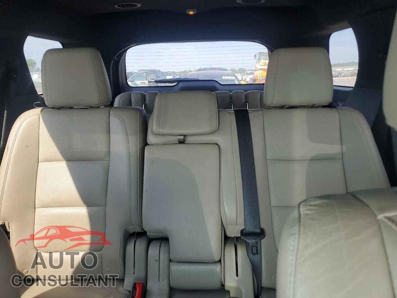 FORD EXPLORER 2015 - 1FM5K8F81FGA03111