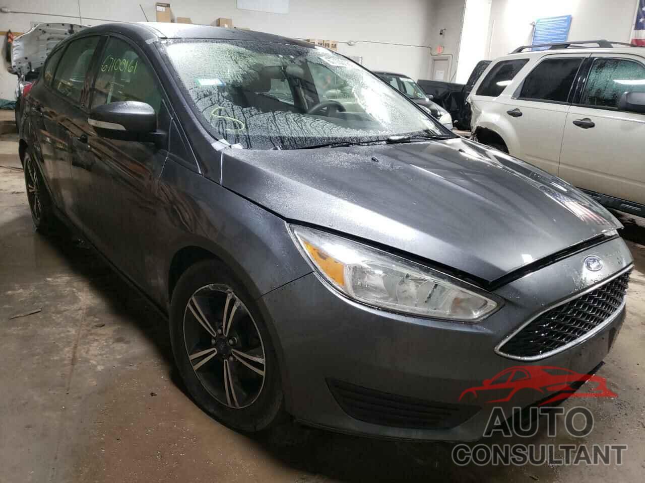 FORD FOCUS 2017 - 1FADP3K24HL278123