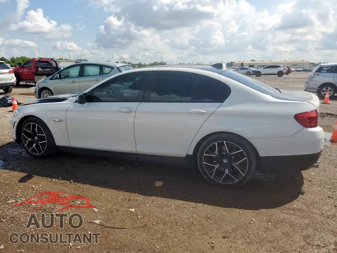 BMW 5 SERIES 2012 - WBAFR7C54CC812899