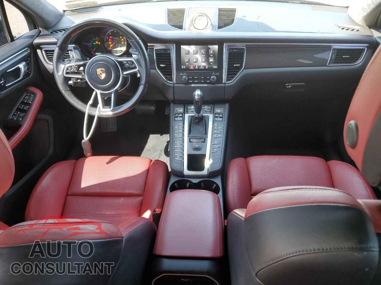 PORSCHE MACAN 2017 - WP1AF2A58HLB60225