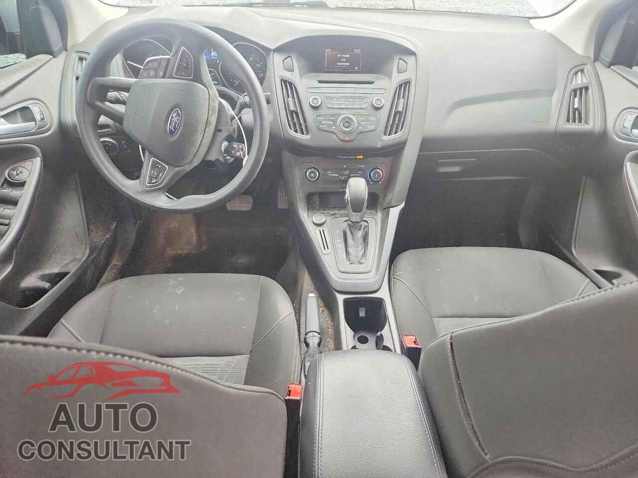 FORD FOCUS 2017 - 1FADP3F24HL252020