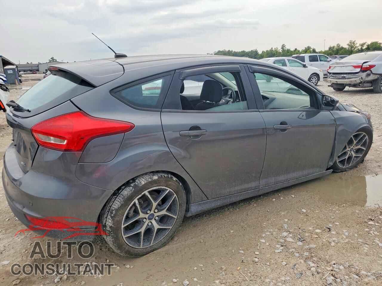 FORD FOCUS 2017 - 1FADP3M24HL289619