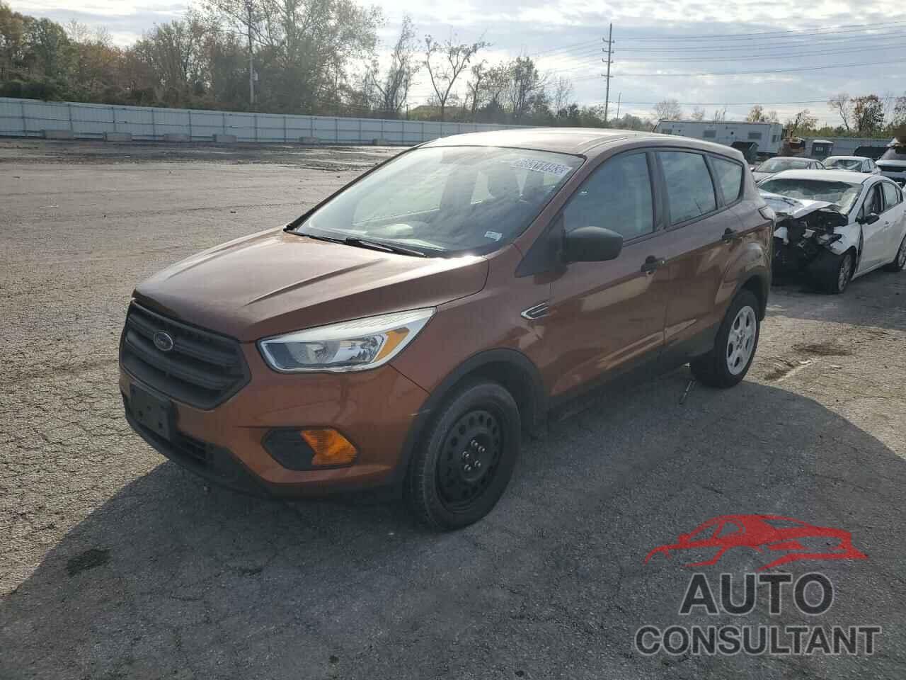 FORD ESCAPE 2017 - 1FMCU0F70HUD95559