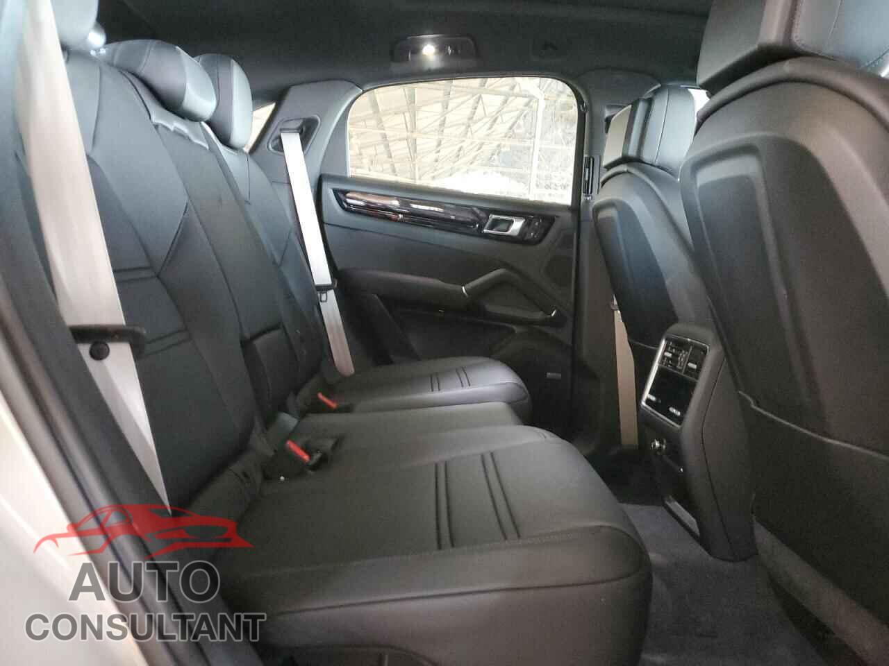 PORSCHE CAYENNE 2023 - WP1BA2AYXPDA27729
