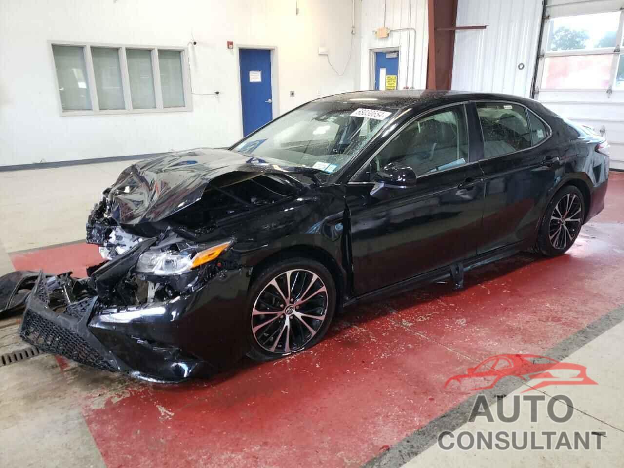 TOYOTA CAMRY 2018 - JTNB11HK3J3040215