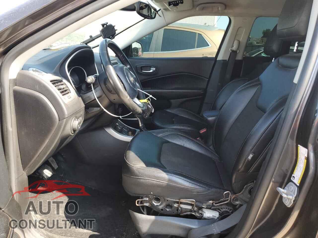 JEEP COMPASS 2018 - 3C4NJDBB5JT392437
