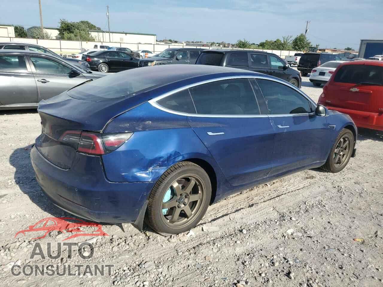 TESLA MODEL 3 2019 - 5YJ3E1EA7KF299206