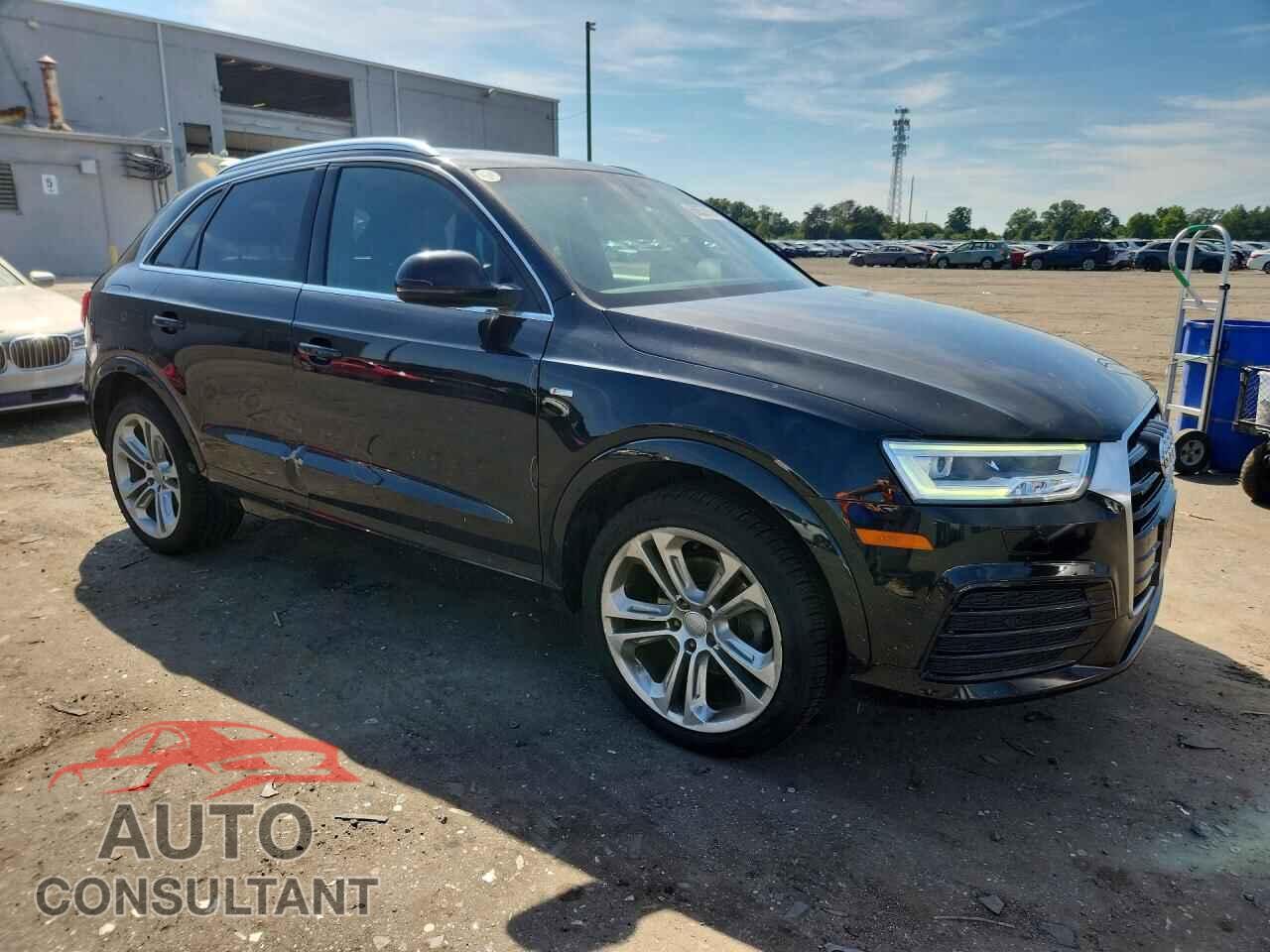 AUDI Q3 2017 - WA1GCCFS0HR007483