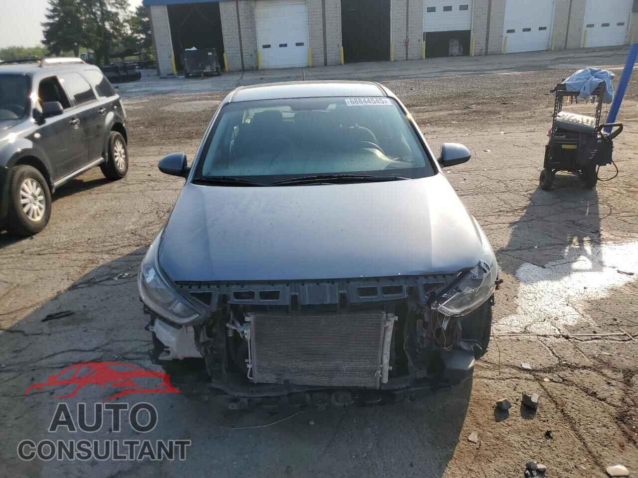 HYUNDAI ACCENT 2018 - 3KPC24A3XJE034186
