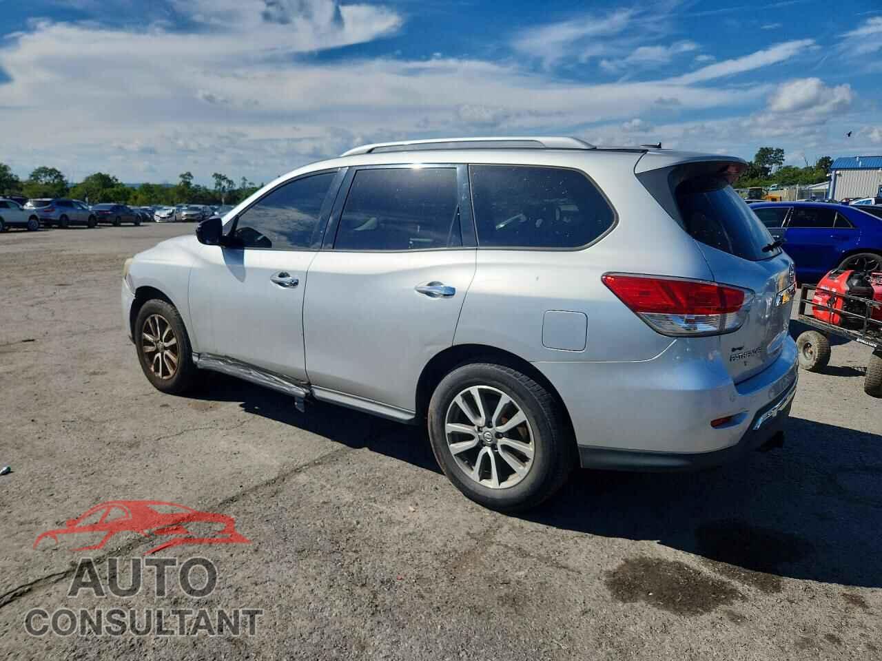 NISSAN PATHFINDER 2013 - 5N1AR2MN5DC629121