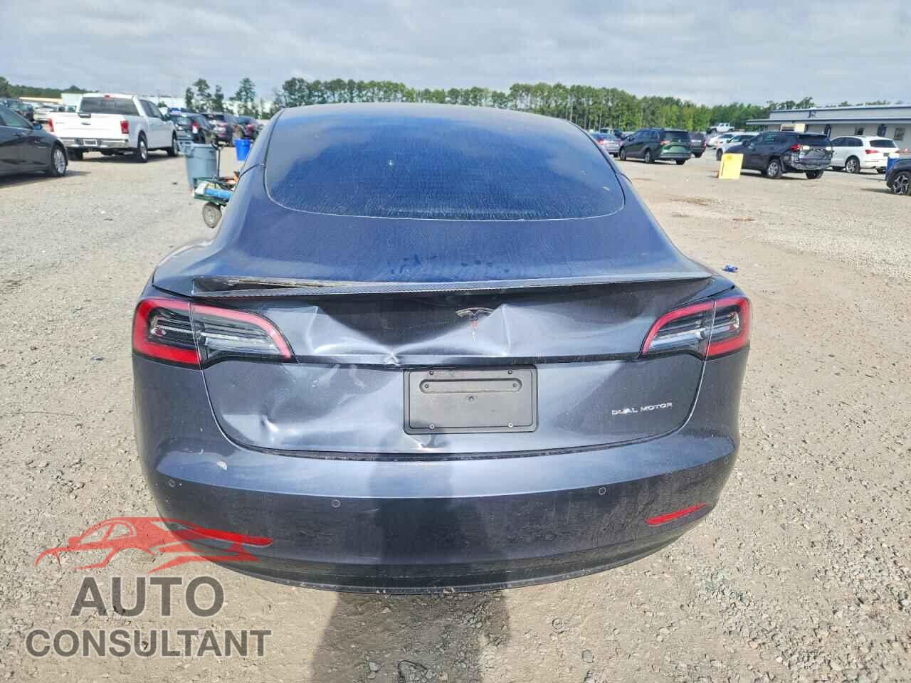 TESLA MODEL 3 2021 - 5YJ3E1EC4MF988477