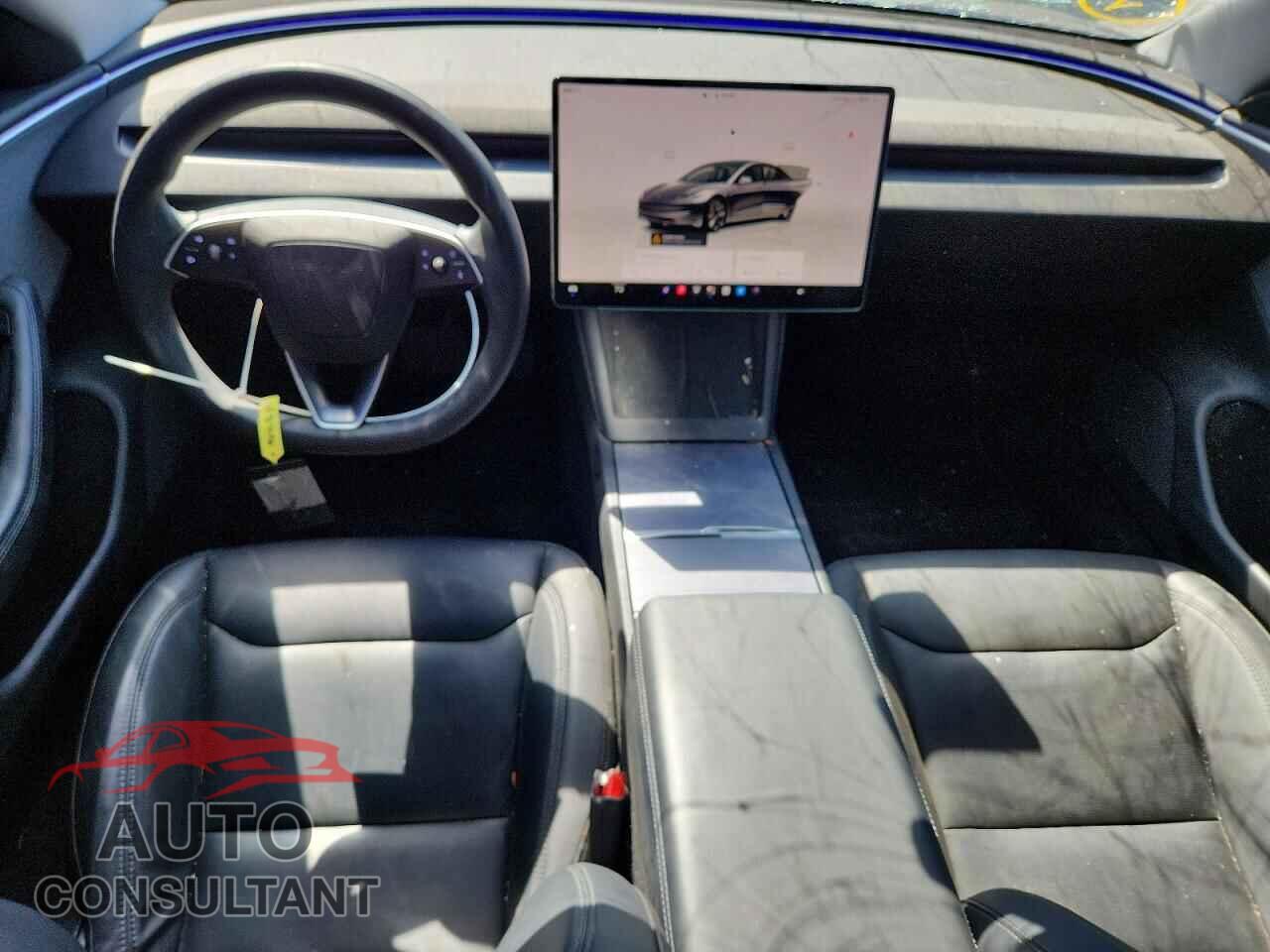TESLA MODEL 3 2024 - 5YJ3E1EA4RF744348