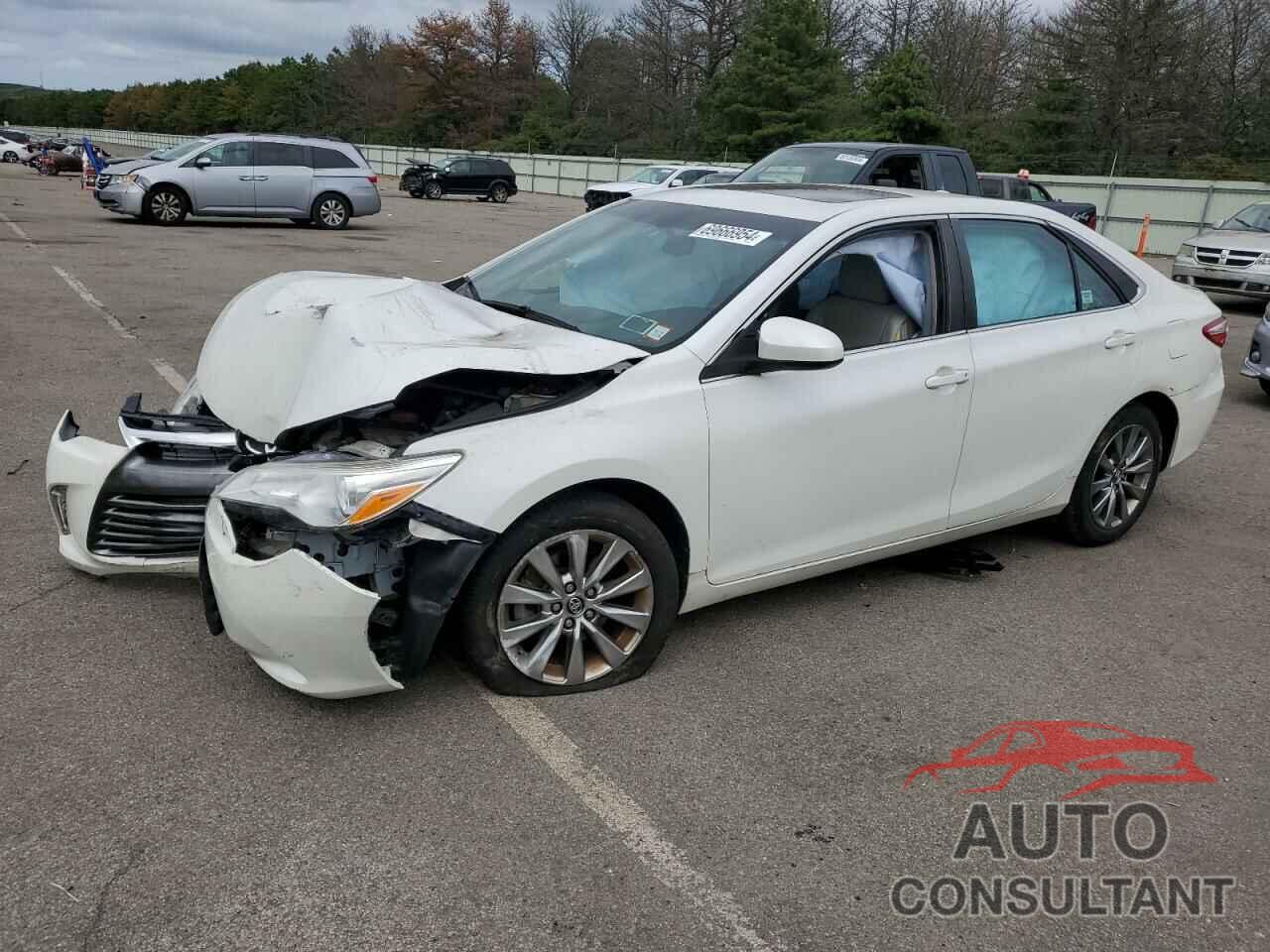 TOYOTA CAMRY 2016 - 4T1BF1FK3GU579392