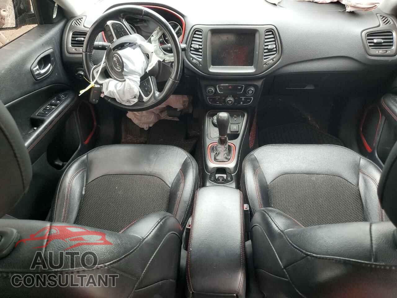 JEEP COMPASS 2020 - 3C4NJDDB6LT177729