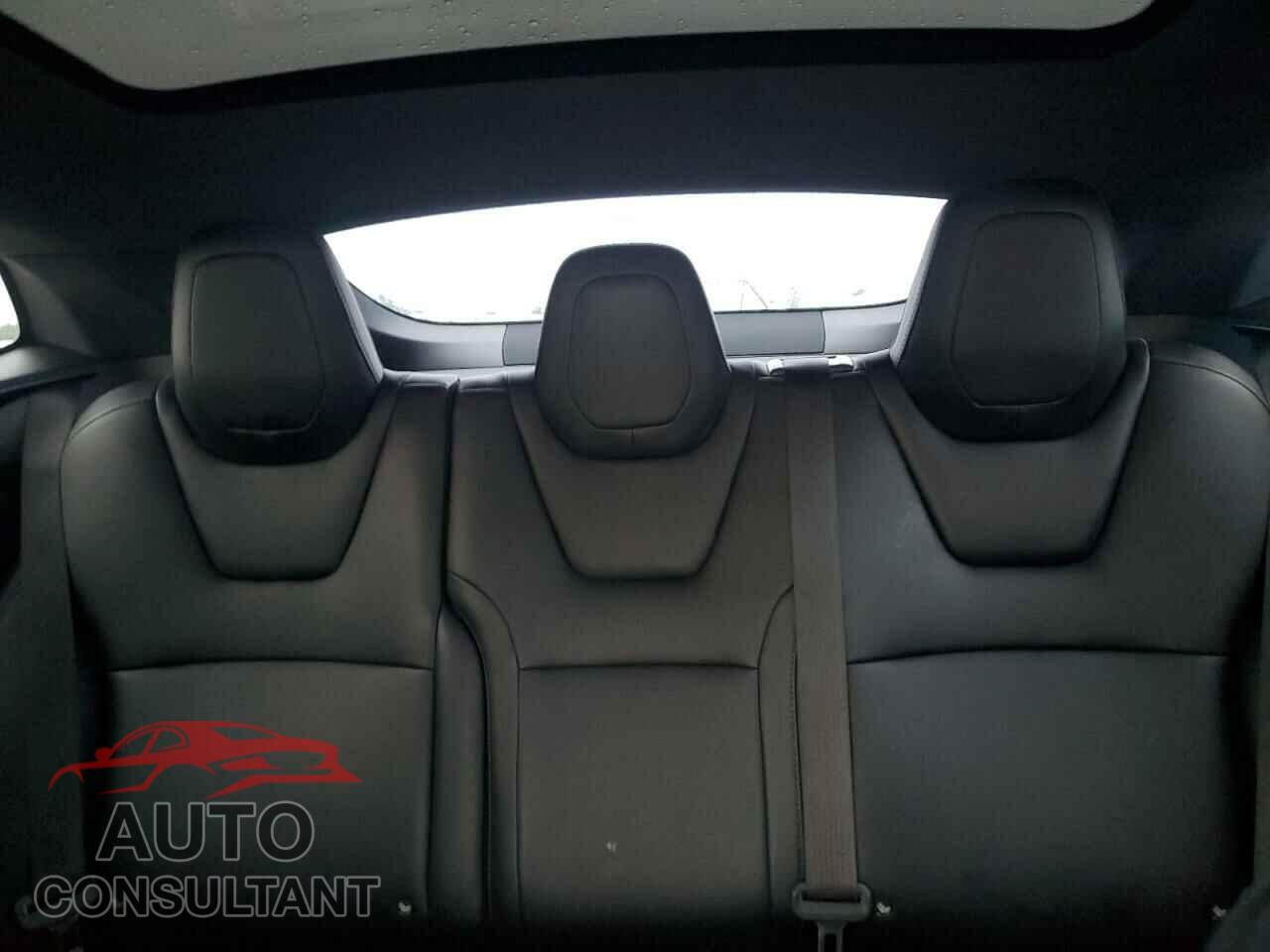 TESLA MODEL S 2018 - 5YJSA1E2XJF258728