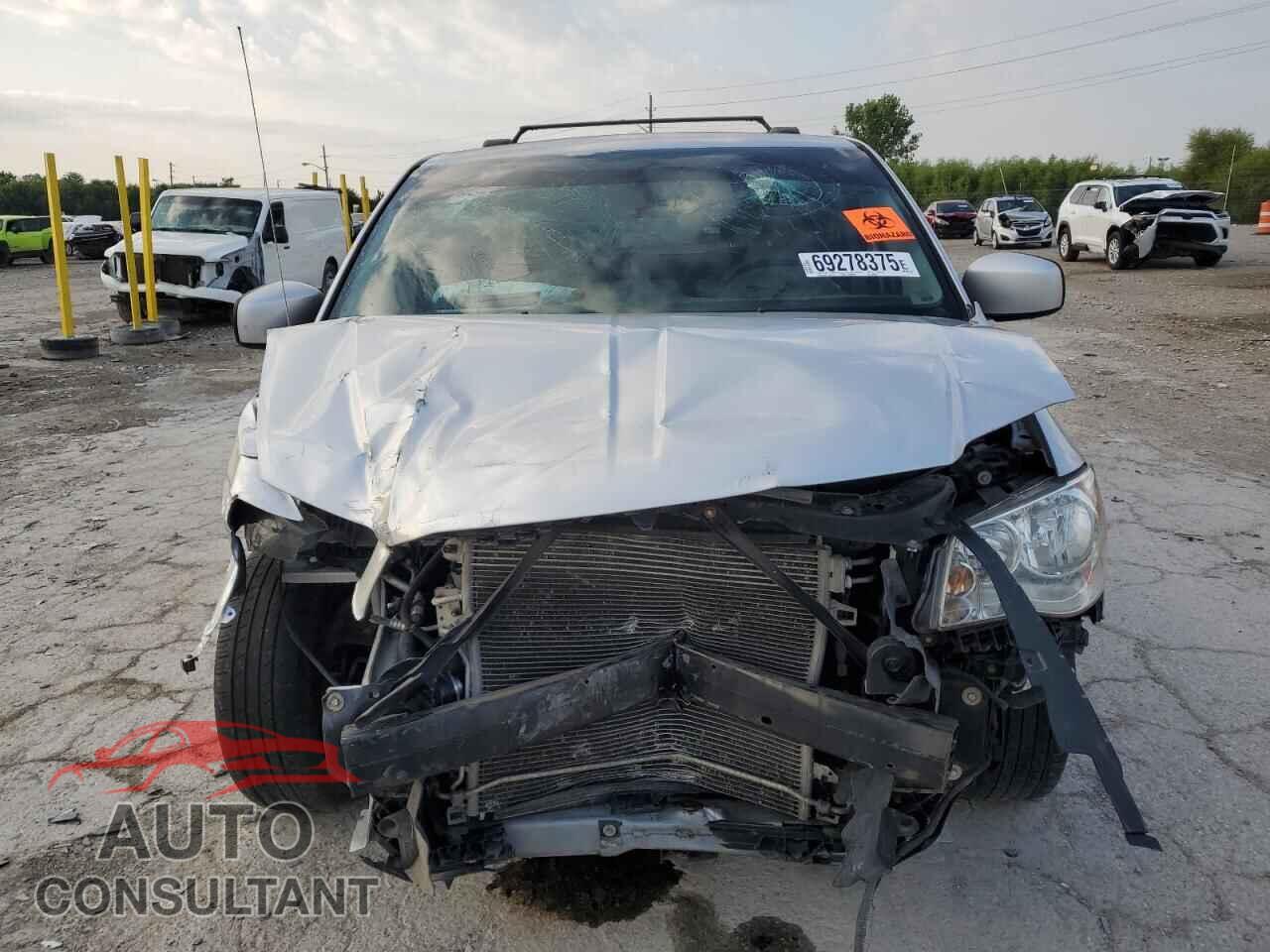 DODGE CARAVAN 2011 - 2D4RN3DG1BR640456