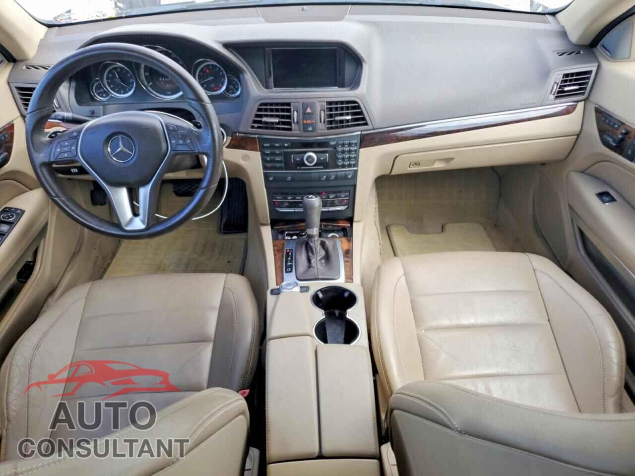MERCEDES-BENZ E-CLASS 2012 - WDDKK5KF0CF132605