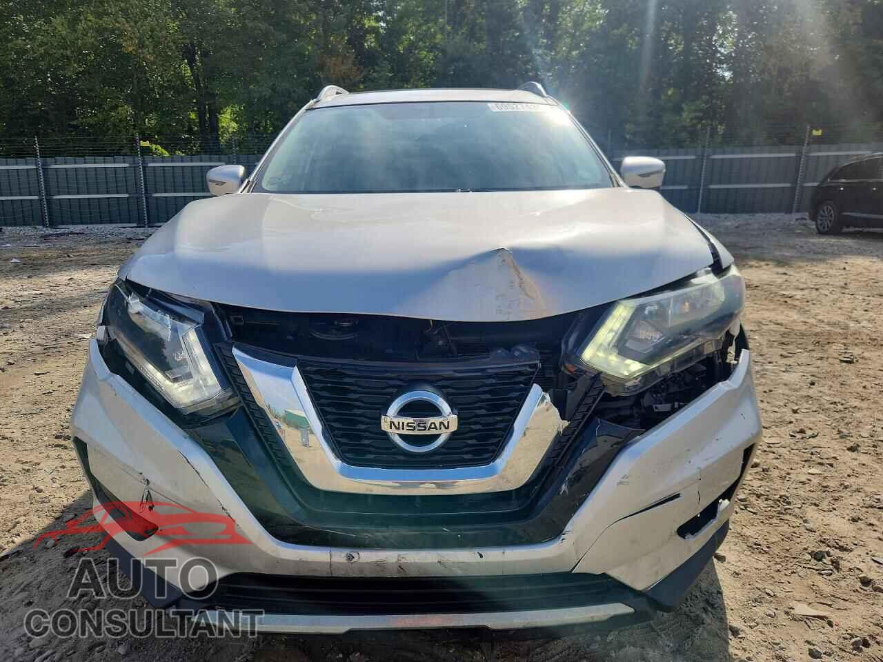 NISSAN ROGUE 2017 - 5N1AT2MV1HC824186