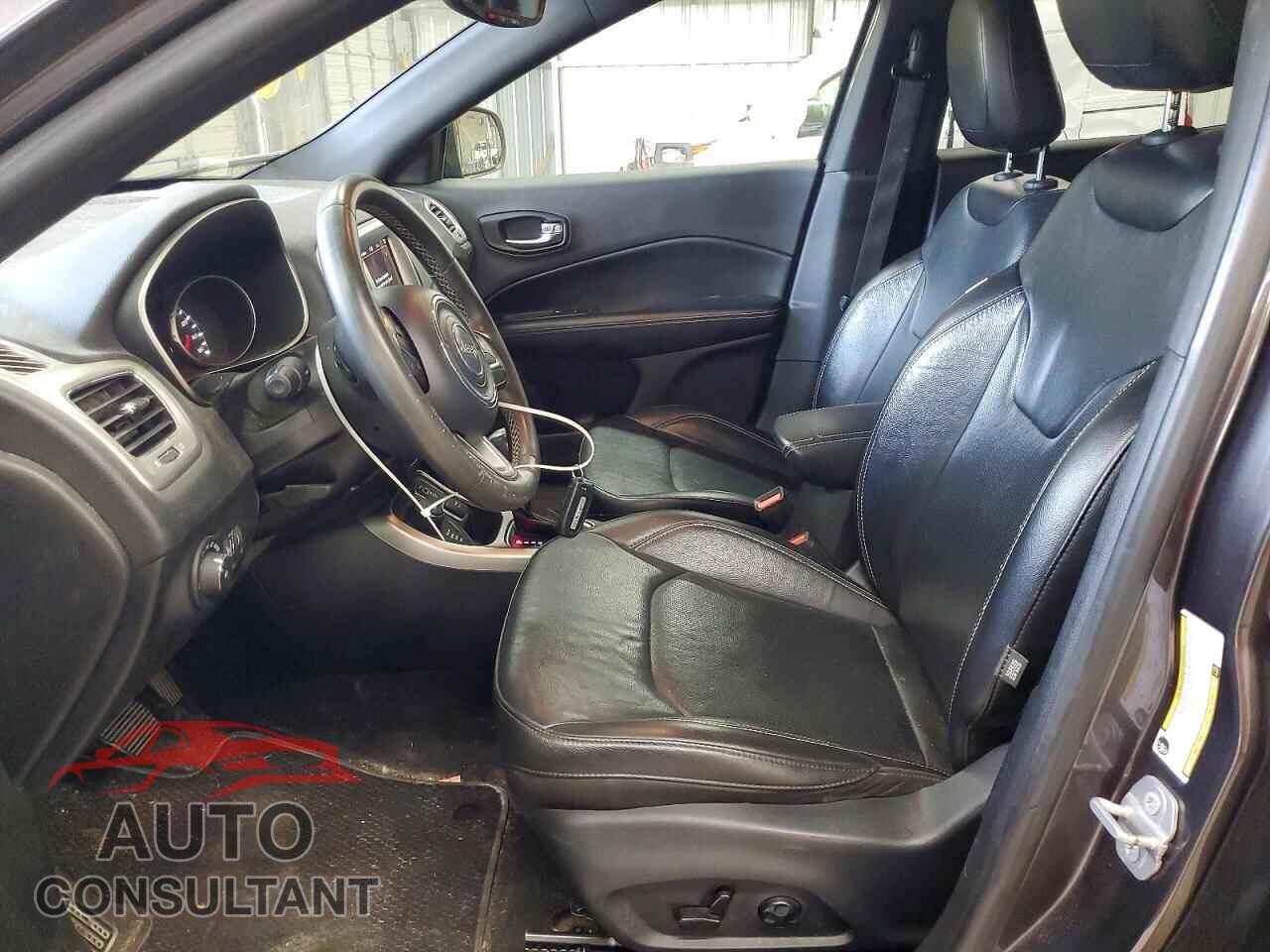 JEEP COMPASS 2021 - 3C4NJDEB0MT601132