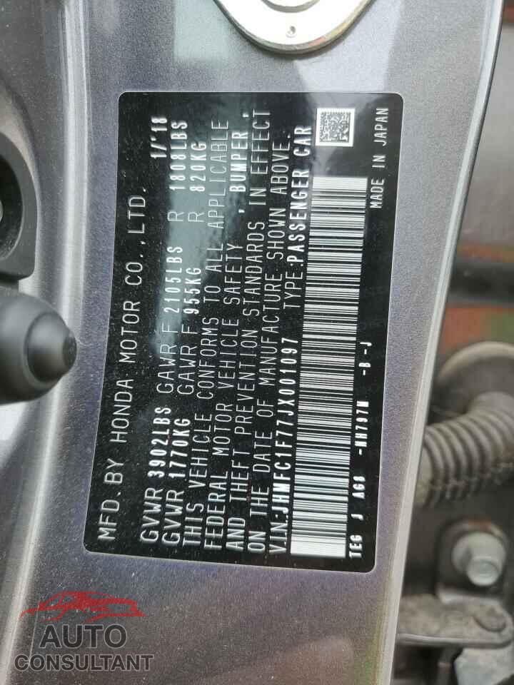 HONDA CIVIC 2018 - JHMFC1F77JX001097