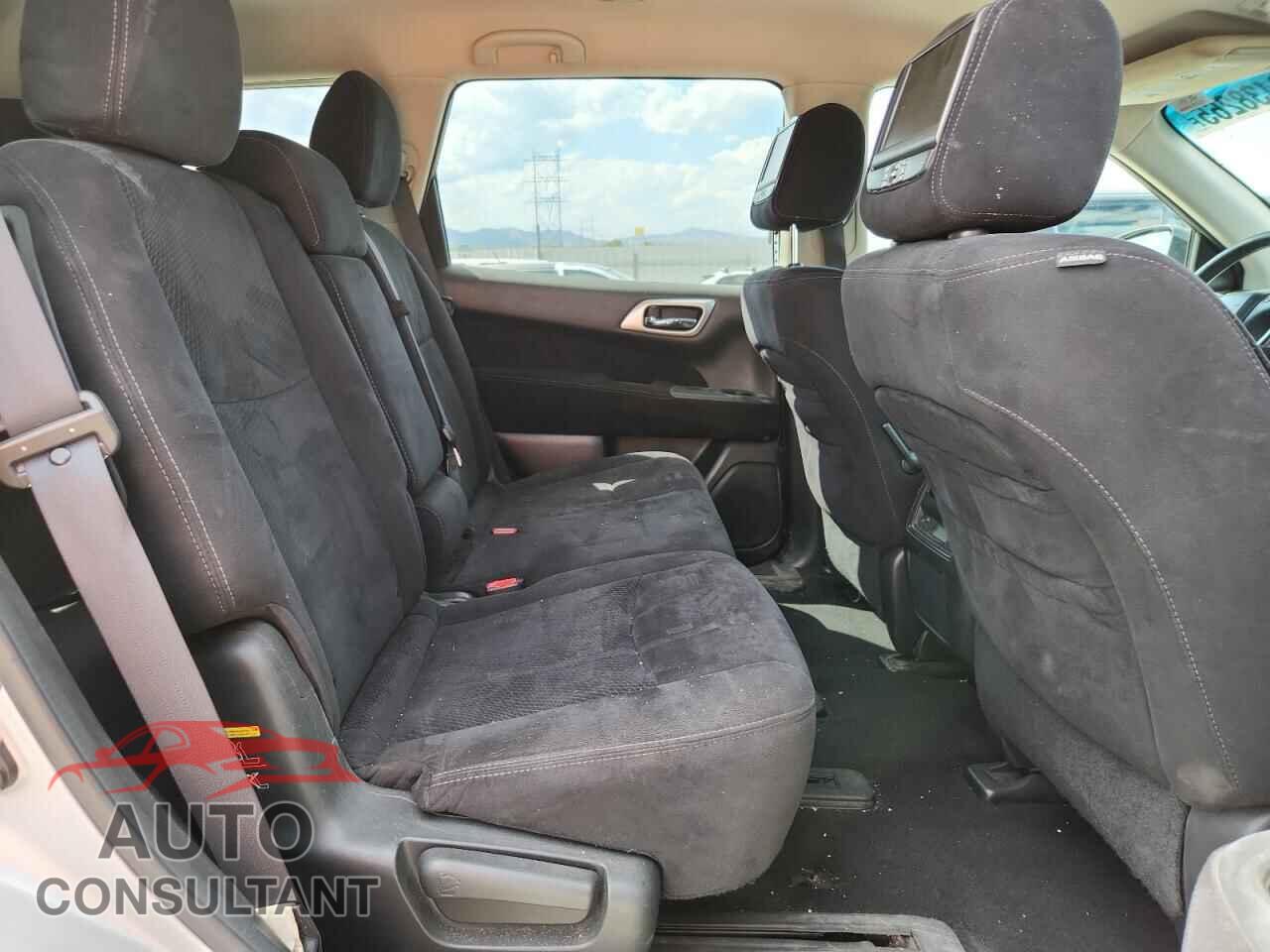 NISSAN PATHFINDER 2013 - 5N1AR2MM9DC659780